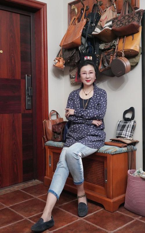 午夜私人成年影院的相关介绍
