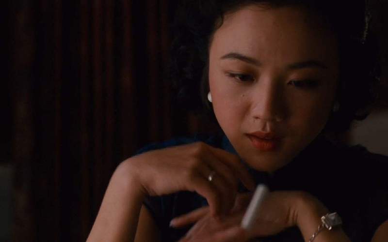 强操美女老师的相关介绍