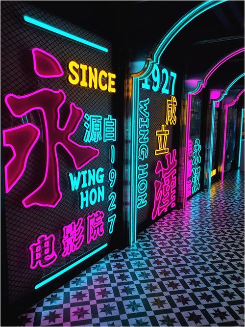 18岁禁在线观看的相关介绍