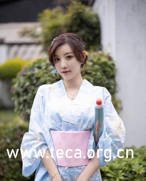 亚洲av少妇熟女猛男的相关介绍