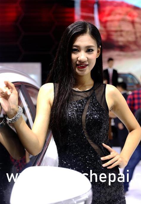 我操美女老师视频的相关介绍