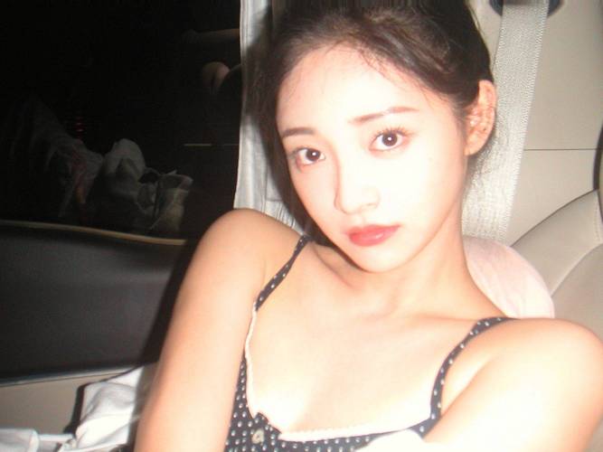 欧美美女18 p的相关介绍