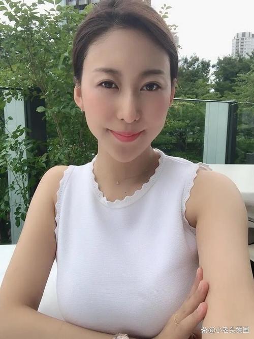 日韩欧美一区二区三区久久久的相关介绍
