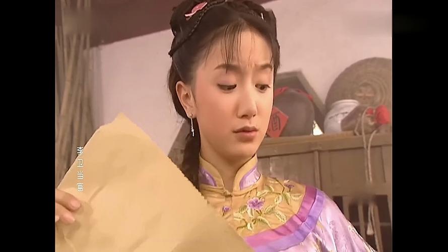 一边亲上边,一边摸下边.的相关介绍