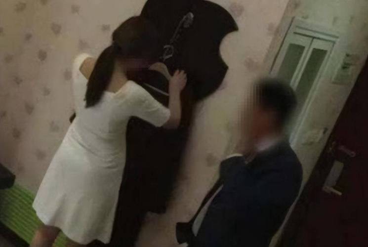 人妻少妇在线极品的相关介绍