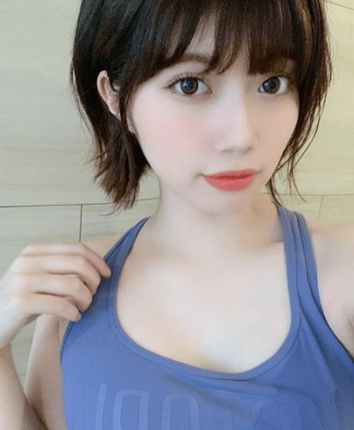 《国色天香》在线播放影院的相关介绍