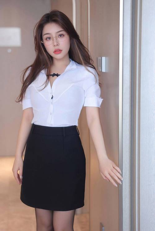 欧美熟女图片的相关介绍