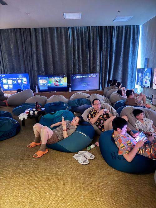 人妻熟女在线的相关介绍