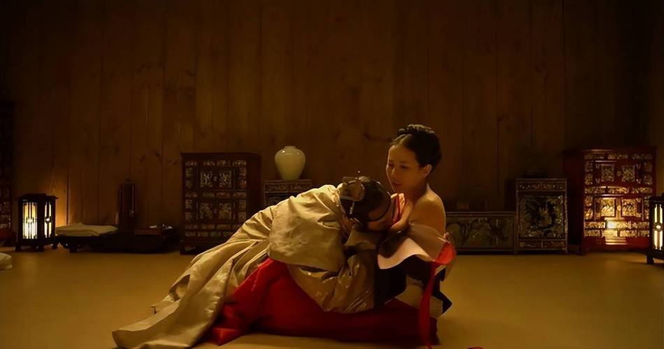 女人内裤出现黄色是什么原因的相关介绍