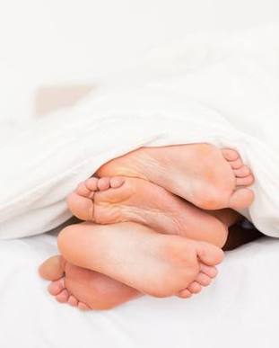 女性分泌物黄色是什么原因的相关介绍