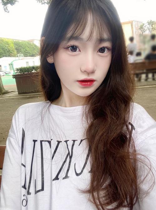 人妻撸的相关介绍