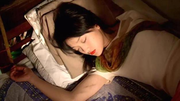 激情人妻 少妇 av的相关介绍