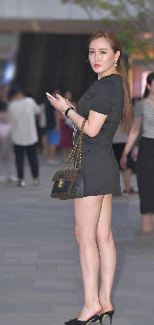 婷婷亚洲男人天堂的相关介绍