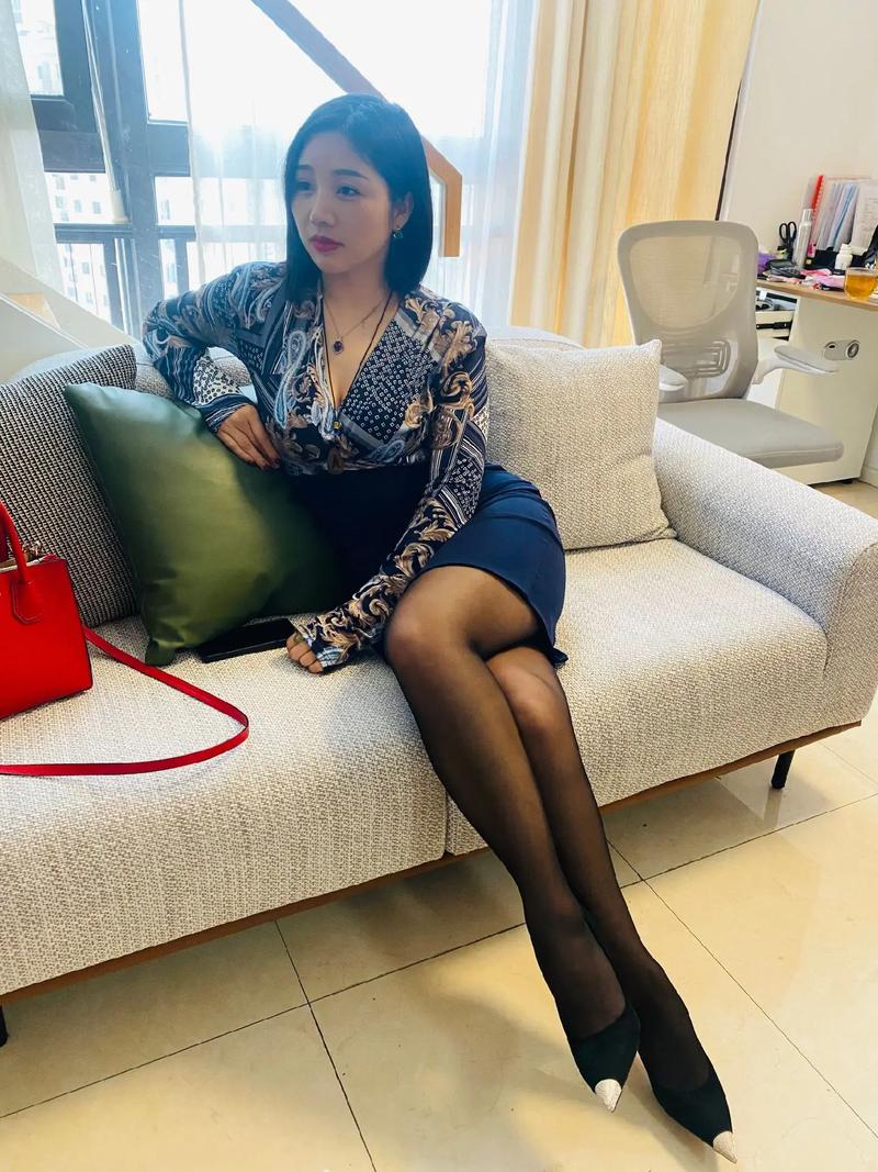 精品少妇av的相关介绍