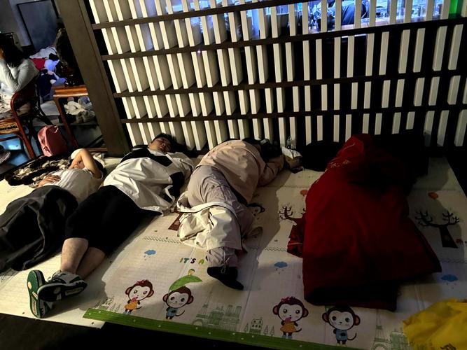 日韩免费黑丝av的相关介绍