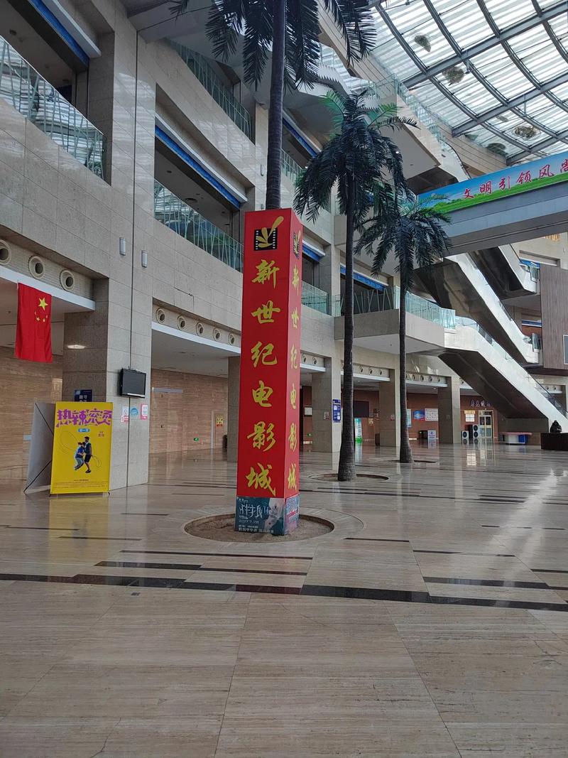 小sao逼边洗澡边艹动漫的相关介绍