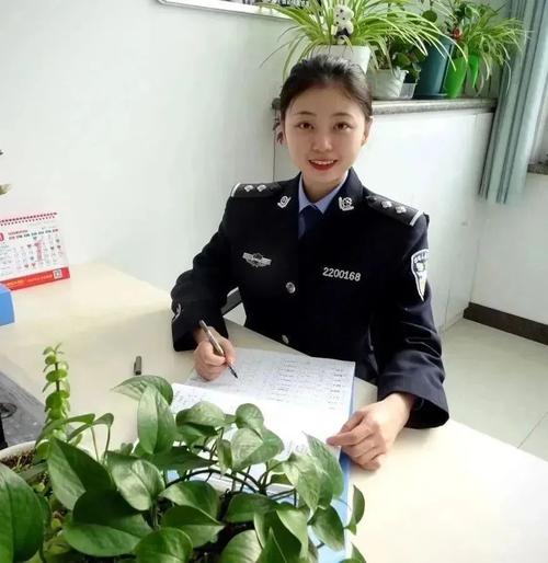 欧美全部裸露的大尺度的相关介绍