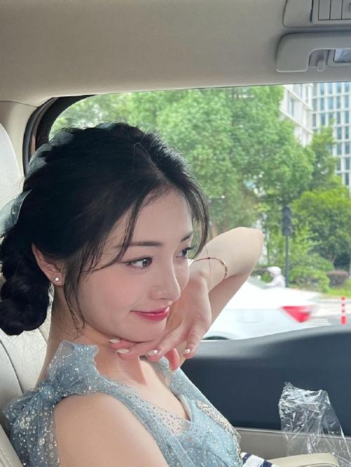 欧美一区二区性放荡片的相关介绍