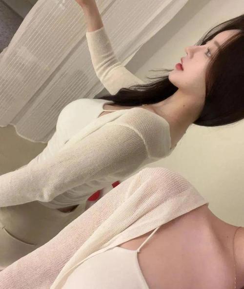 白丝av在线观看的相关介绍