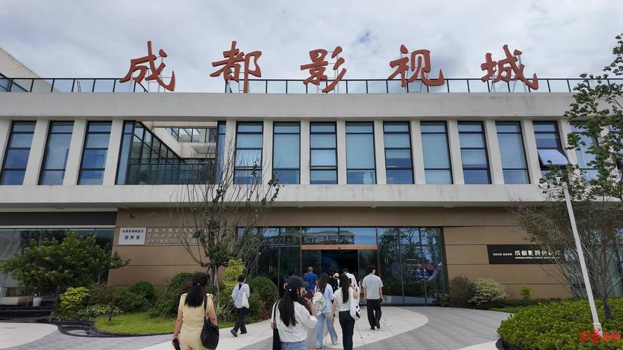 久久av久久av的相关介绍