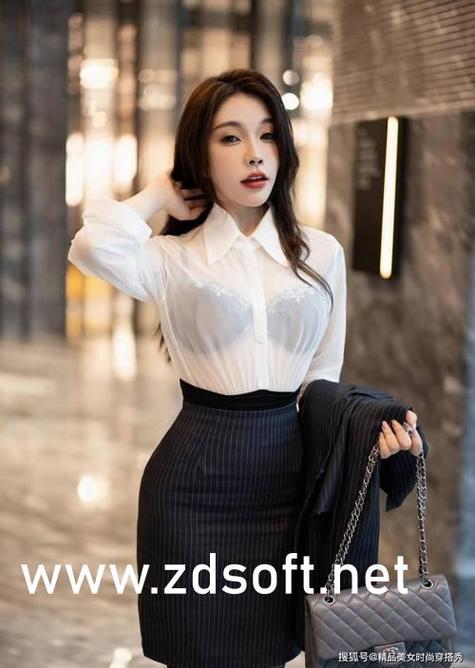青苹果影院yy4100免费的相关介绍