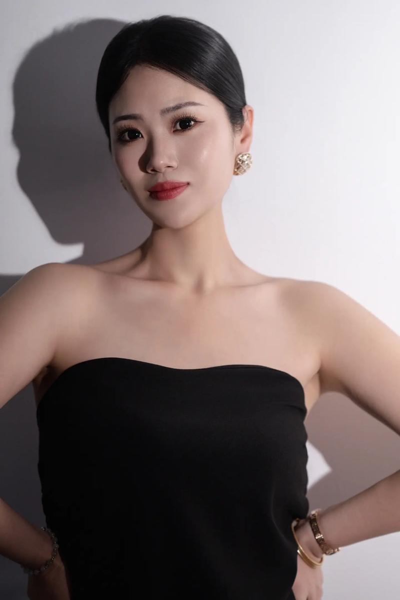 人妻啪啪中出的相关介绍
