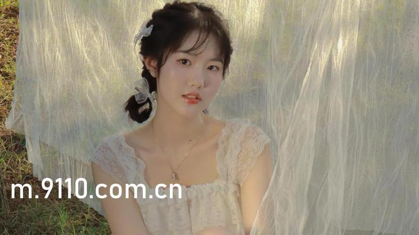 白丝av在线观看的相关介绍